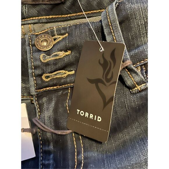NWT Torrid Premium Womens Blue Dark-Wash Straight-Leg Jeggings Jeans Size 12R - Picture 6 of 16